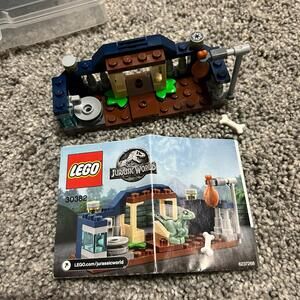 Lego 30382 Jurassic World Baby Velociraptor Playpen